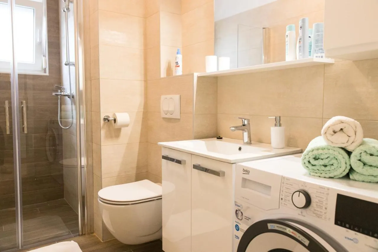 Apartment Zara - Luxury Apartment With Private Pool 0*, Zadar