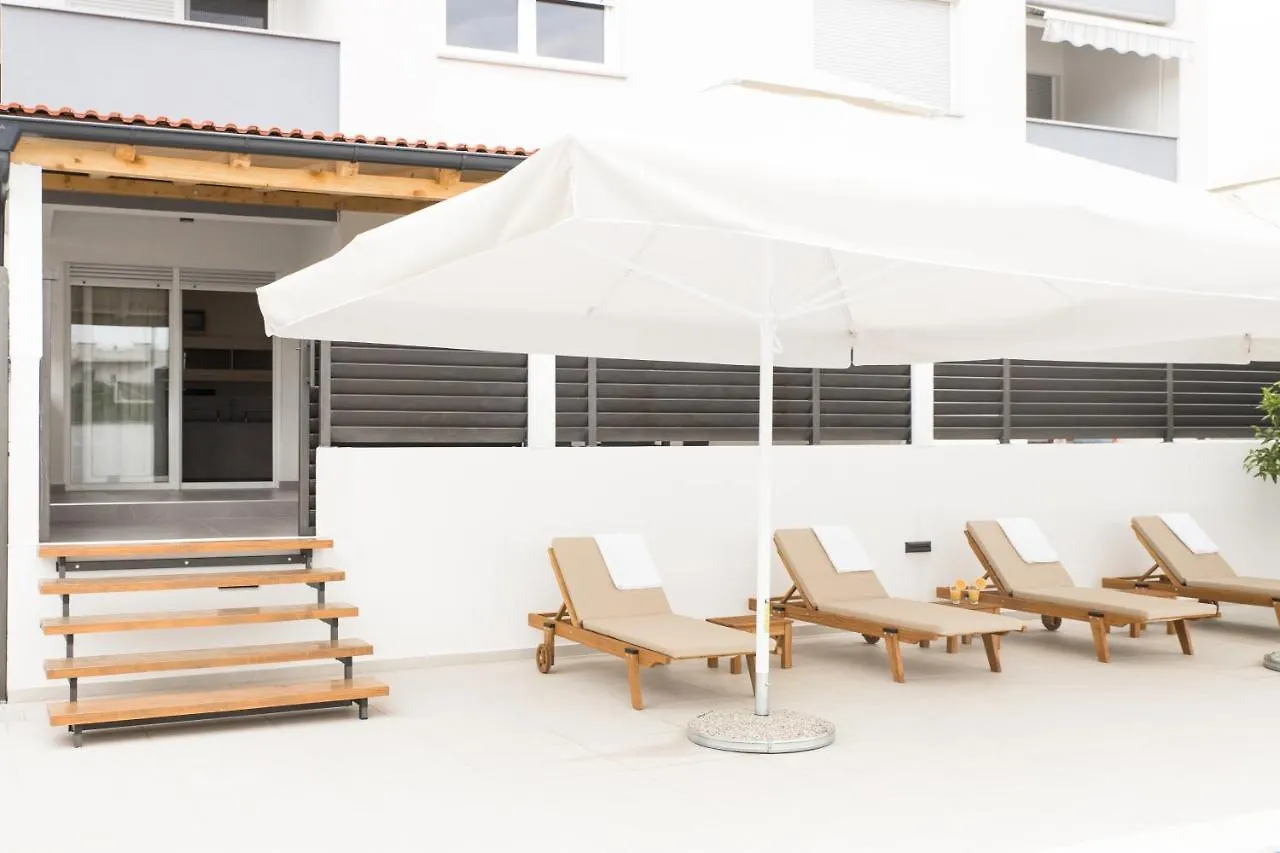 Apartment Zara - Luxury Apartment With Private Pool Kroatië