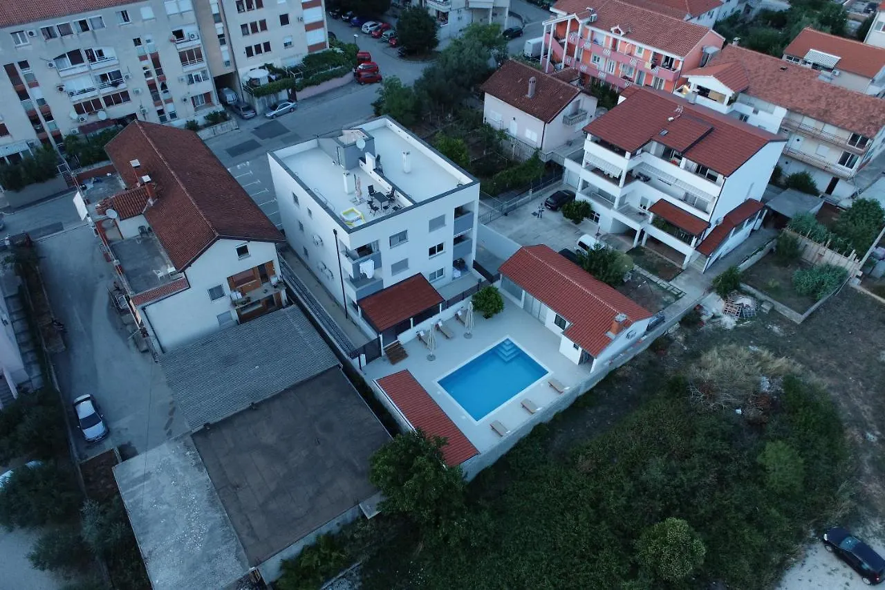 Apartment Zara - Luxury Apartment With Private Pool Croatia