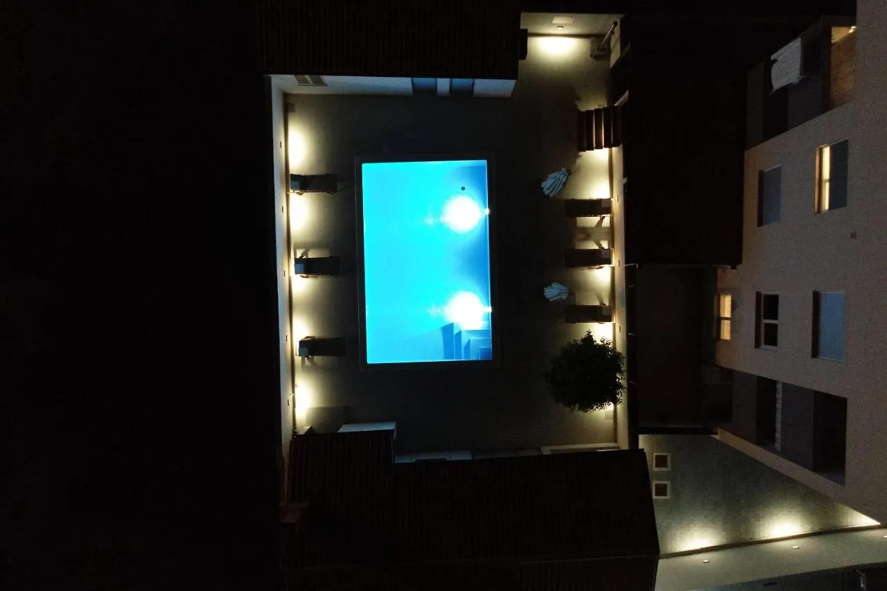 Apartment Zara - Luxury Apartment With Private Pool Croatia