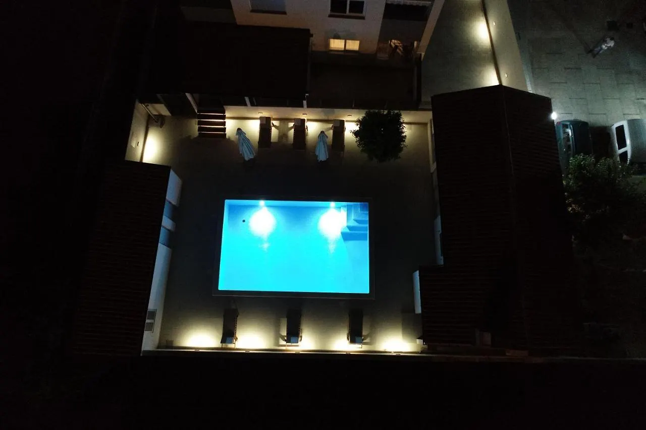 Apartment Zara - Luxury Apartment With Private Pool 0*, Zadar