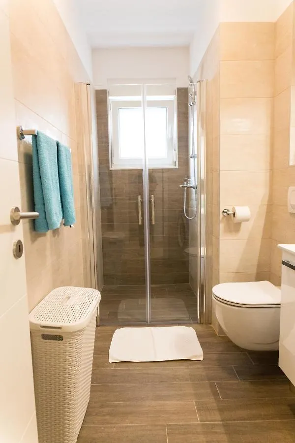 Apartment Zara - Luxury Apartment With Private Pool Croatia