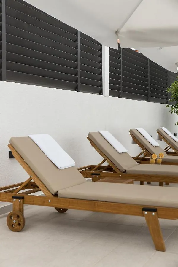 Apartment Zara - Luxury Apartment With Private Pool
